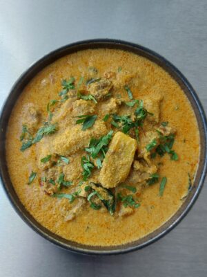 Kaya Aattirachi (Lamb & Green Banana)
