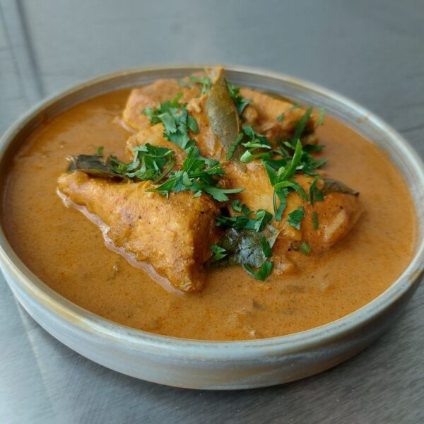 Andhra-Style Chicken Curry